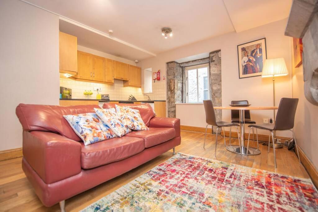 Latin Quarter Luxury Apartment Galway Bagian luar foto