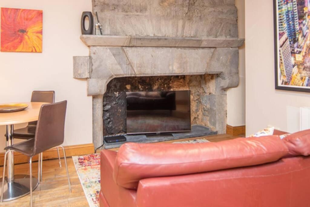 Latin Quarter Luxury Apartment Galway Bagian luar foto
