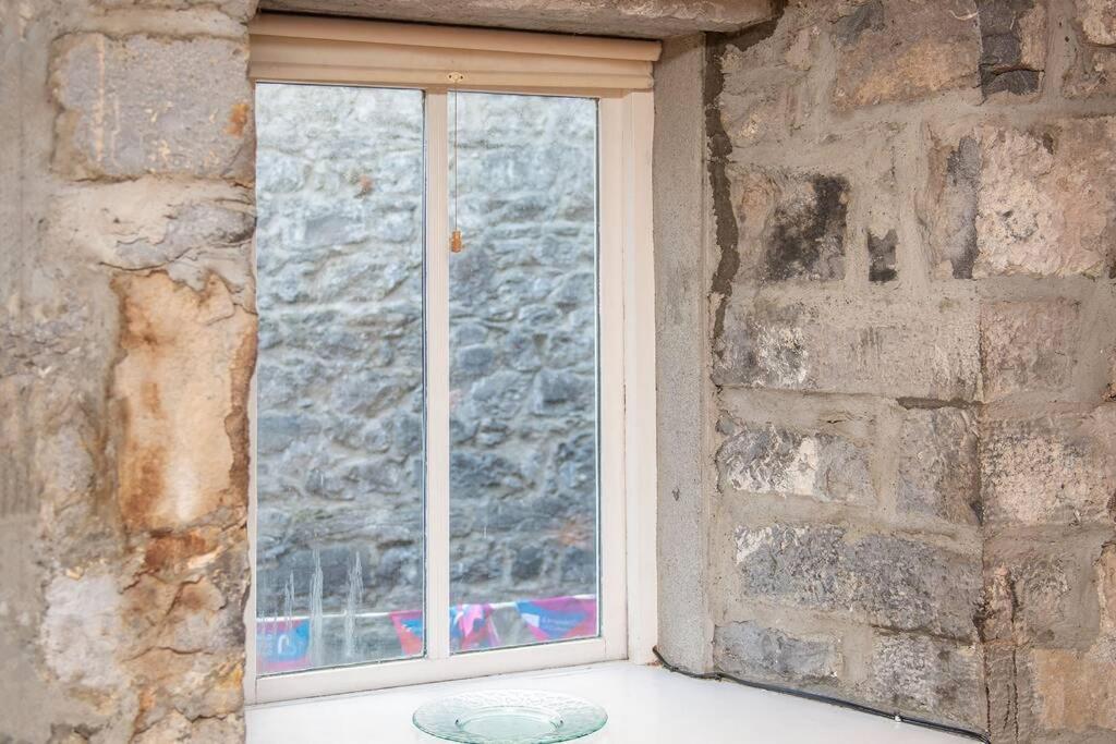 Latin Quarter Luxury Apartment Galway Bagian luar foto